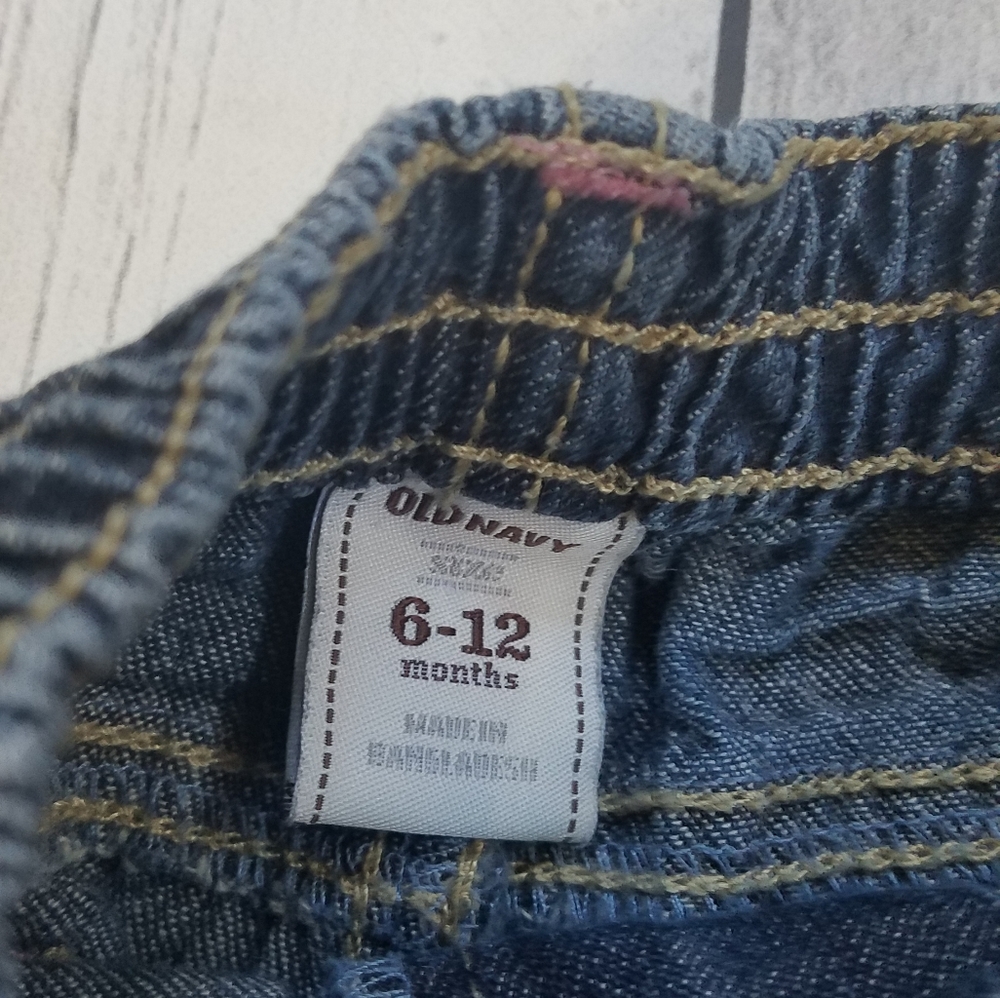 Old Navy girls 6 - 12 Months Jeans - Picture 4 of 4